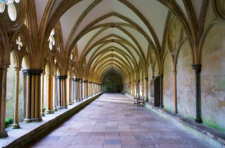 salisbury cloisters UK unesco world heritage sites stonehenge and city of bath victoria coach station day trip from london